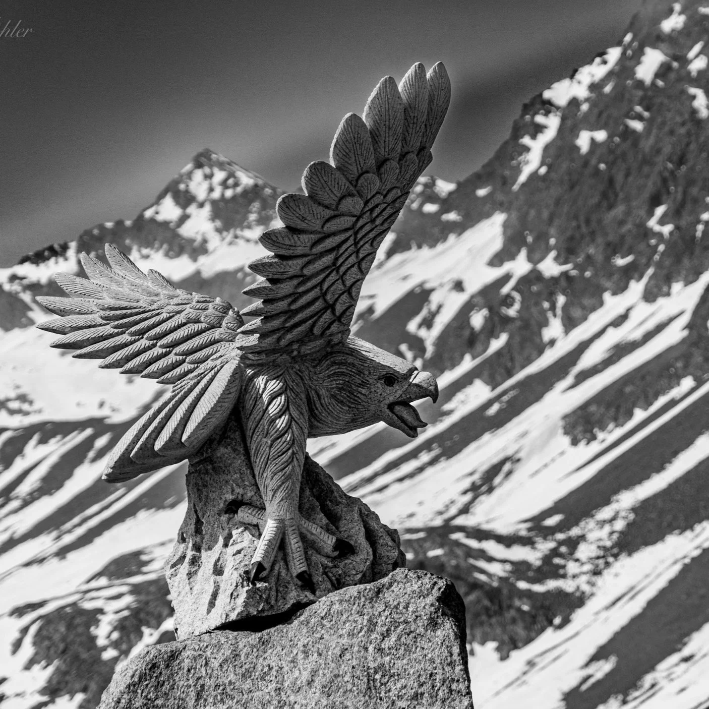 Timmelsjoch – Übergang aus Stein und Zeit
