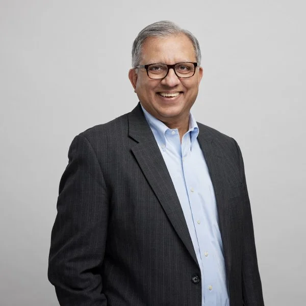 p32h-image-portrait3.jpg