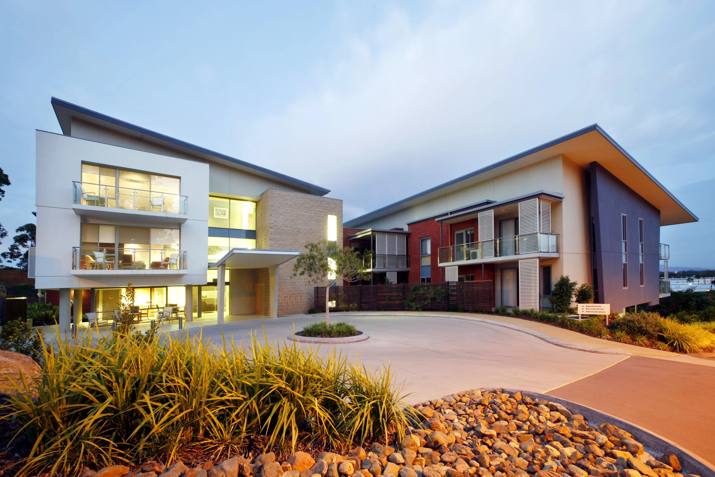 RESIDENTIAL & RETIREMENT LIVING