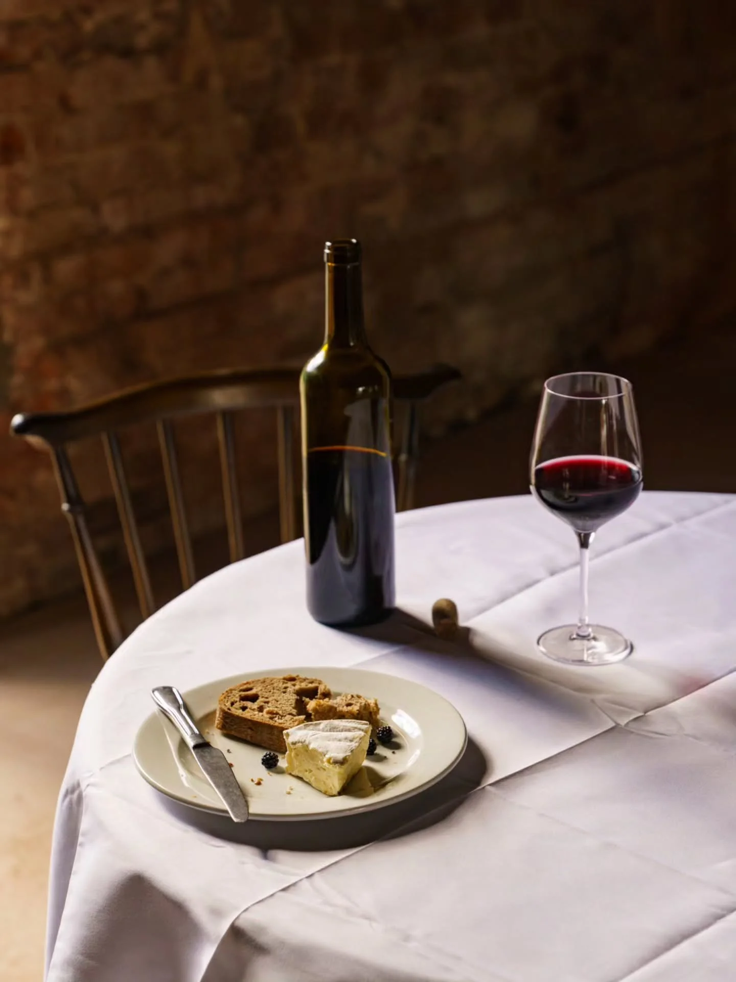 A little taste of what&rsquo;s to come 🍷
Brick walls, candlelit tables, great wine and the kind of evenings that linger. Our Hampshire pub is slowly coming back to life, opening Spring 2026 🌿 #TheCandover #NewOpening #EnglishPub #Hampshire