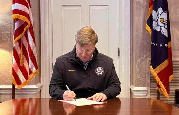 Two Killed, Thousands Without Power After Severe Storms Hit Mississippi