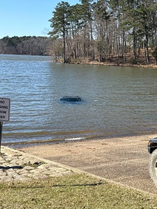 Car Sinks at Turkey Creek Boat Ramp in Decatur; No Injuries Reported
