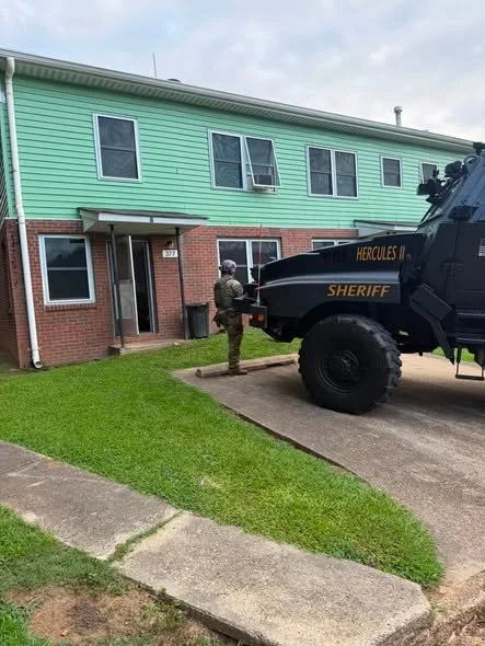 One subject was detained as Lauderdale County, MS Sheriff's Office serves search warrant at George Reece Courts. More to follow as this develops.