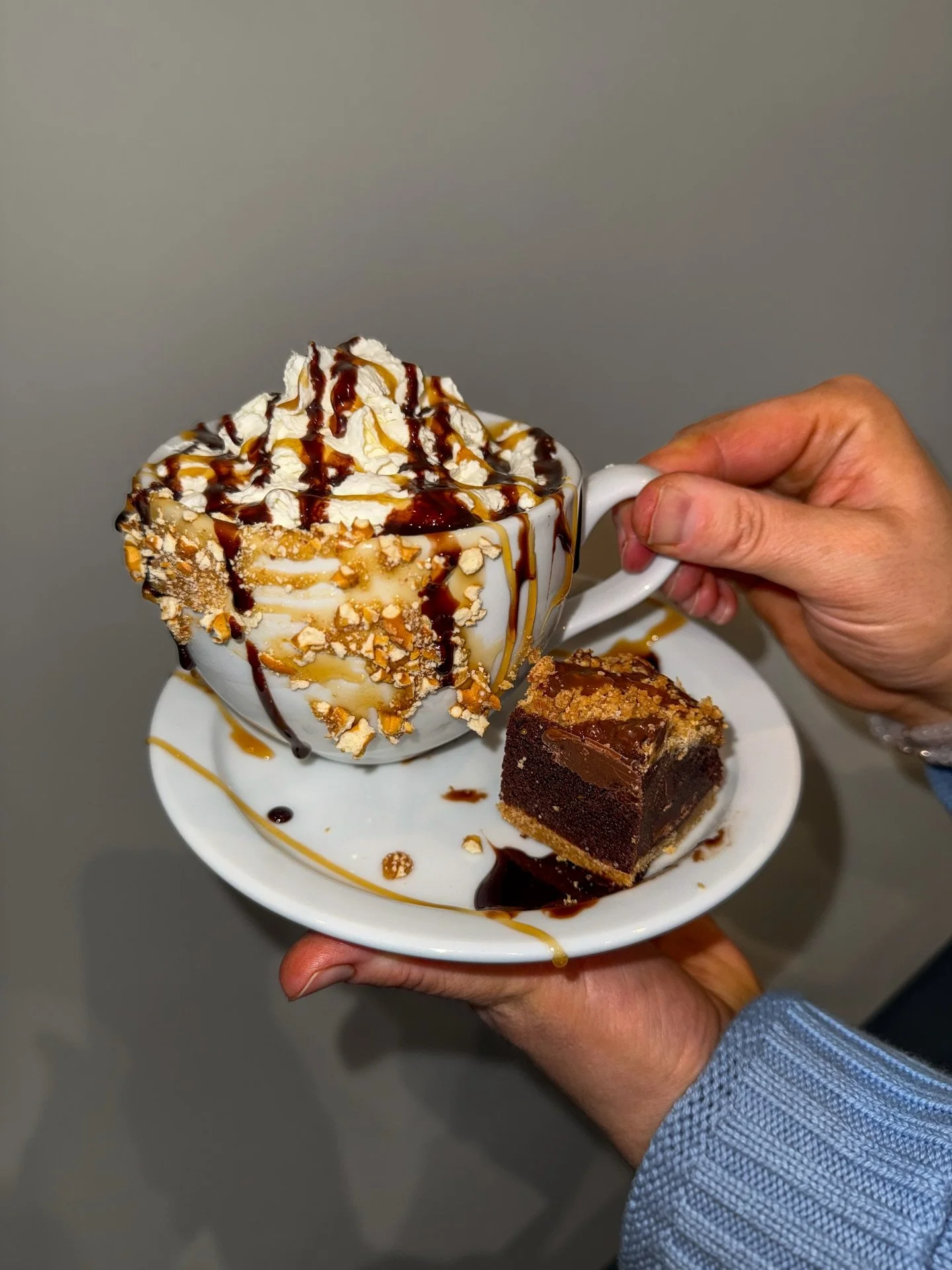 Introducing Riverbrew&rsquo;s Salted Caramel Pretzel Hot Chocolate!🥨🍫☕️ 

This is our first time participating in the YKA Hot Chocolate Festival starting on Sunday, February 1st! 

Come give it a try and check out all of the other businesses partic