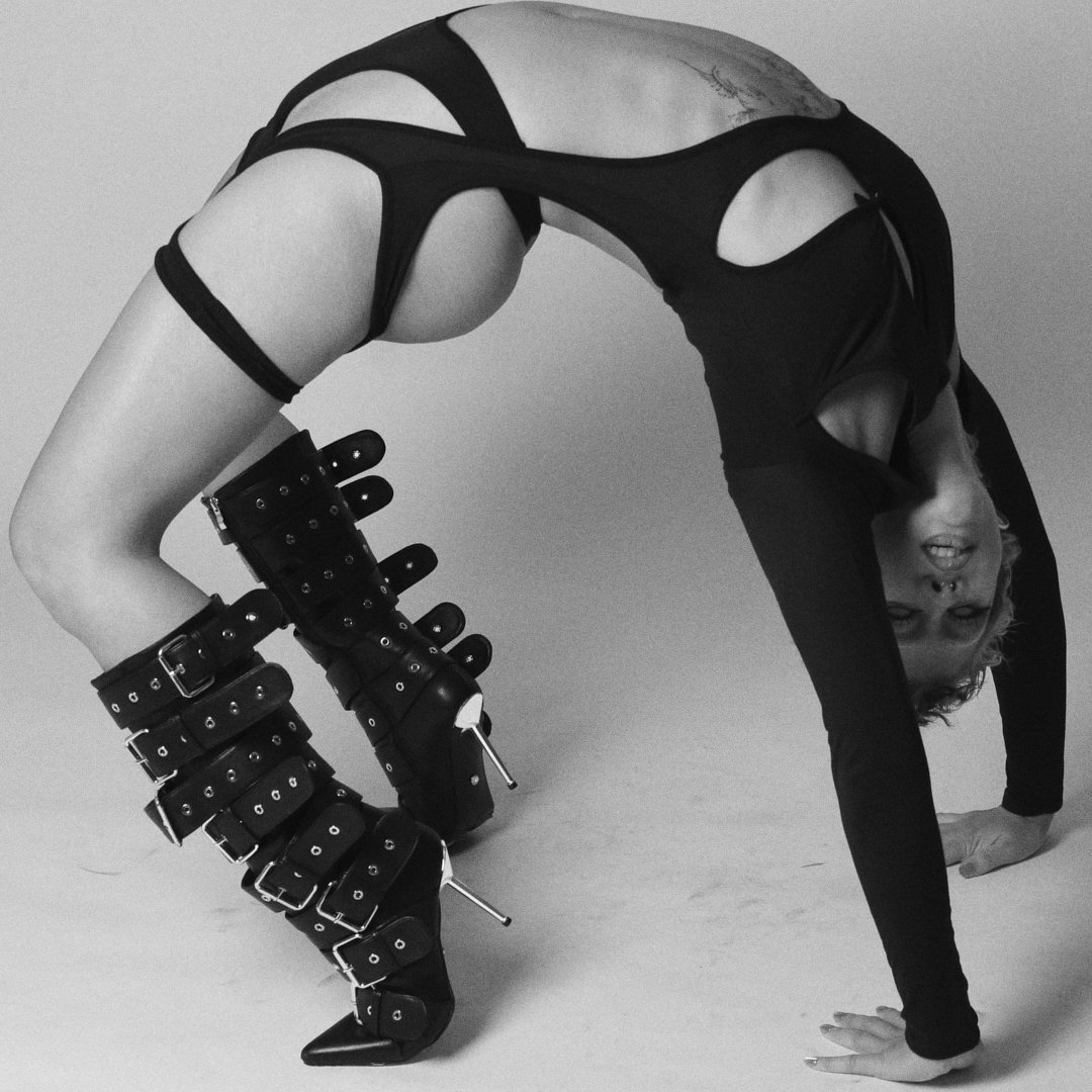 08-08-2025 Anna Joan16014INSTA.jpg