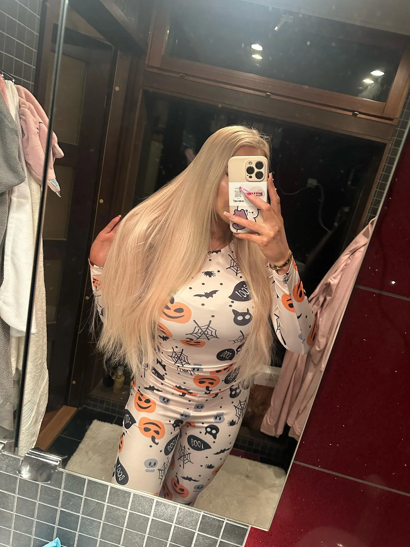 💇&zwj;♀️ UUTUUS! BelleBeauty Tape Hair Extensions ovat vihdoin t&auml;&auml;ll&auml;! ✨Bellell&auml; Kuvassa ja videossa 4 pakettia 60cm (65cm) s&auml;vyss&auml; 60A 👱&zwj;♀️

Unelmoitko t&auml;ydellisist&auml;, silkkisist&auml; ja luonnollisen pak