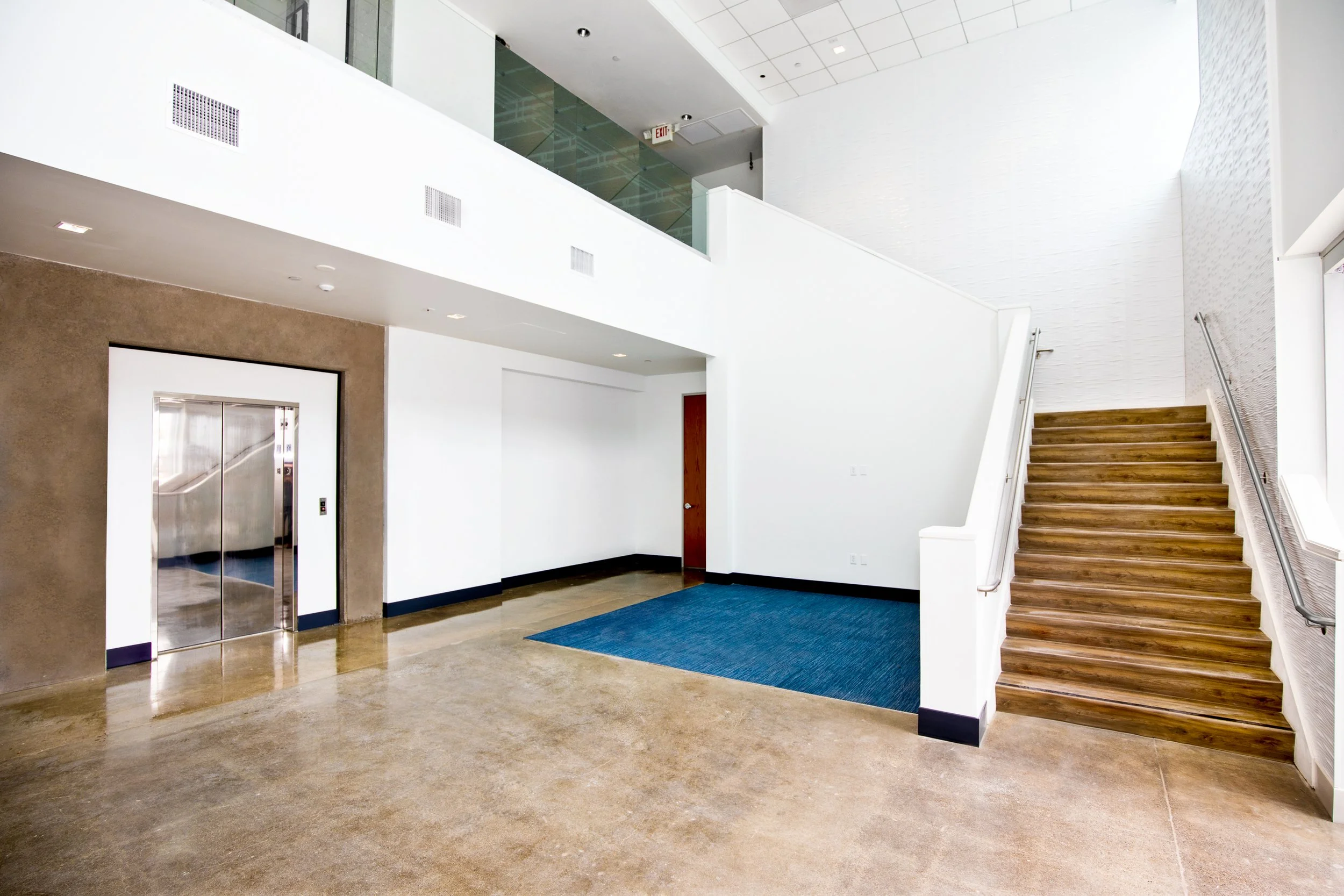 1640 SLR Lobby.jpg