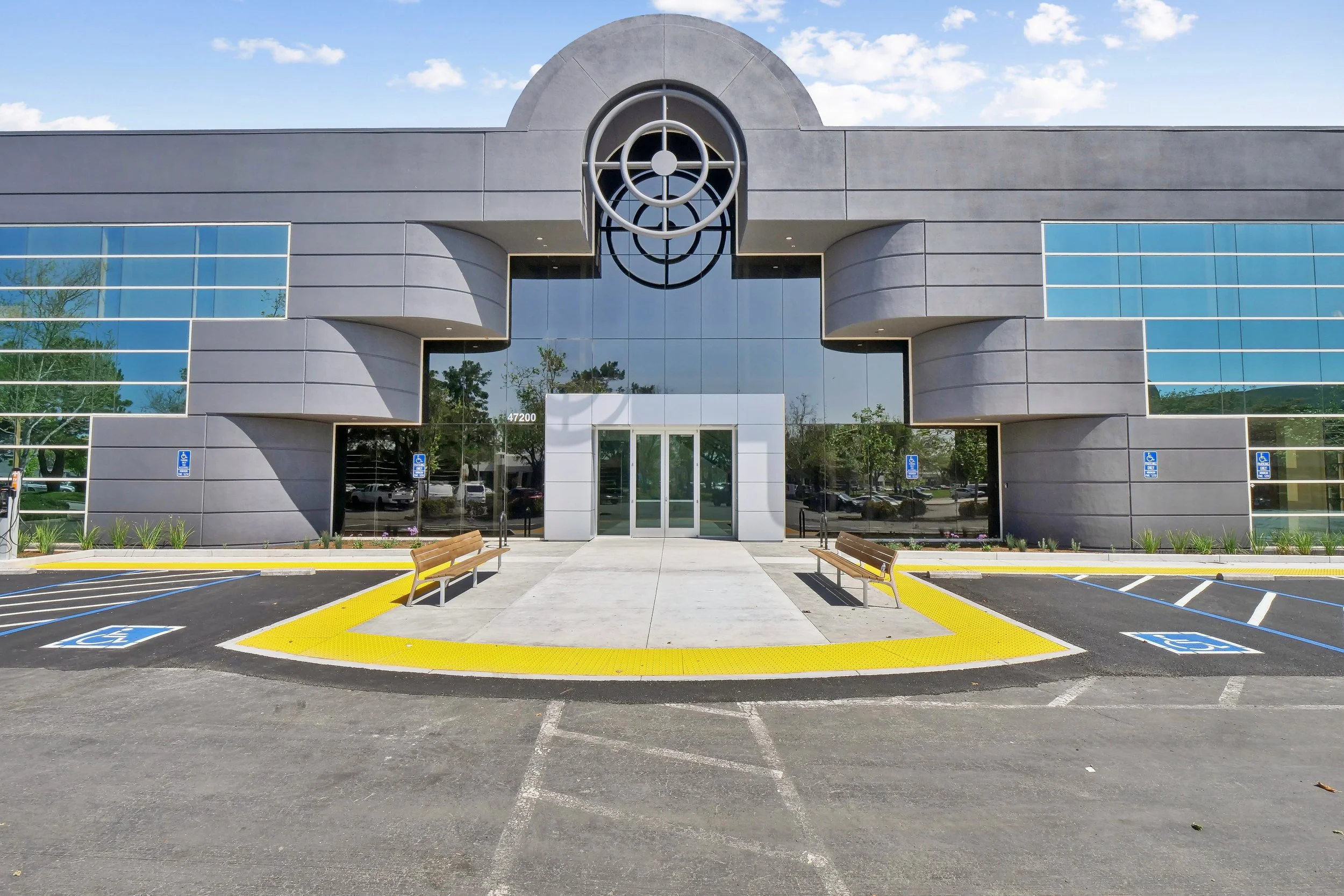 47200 Bayside Front Entrance.jpg