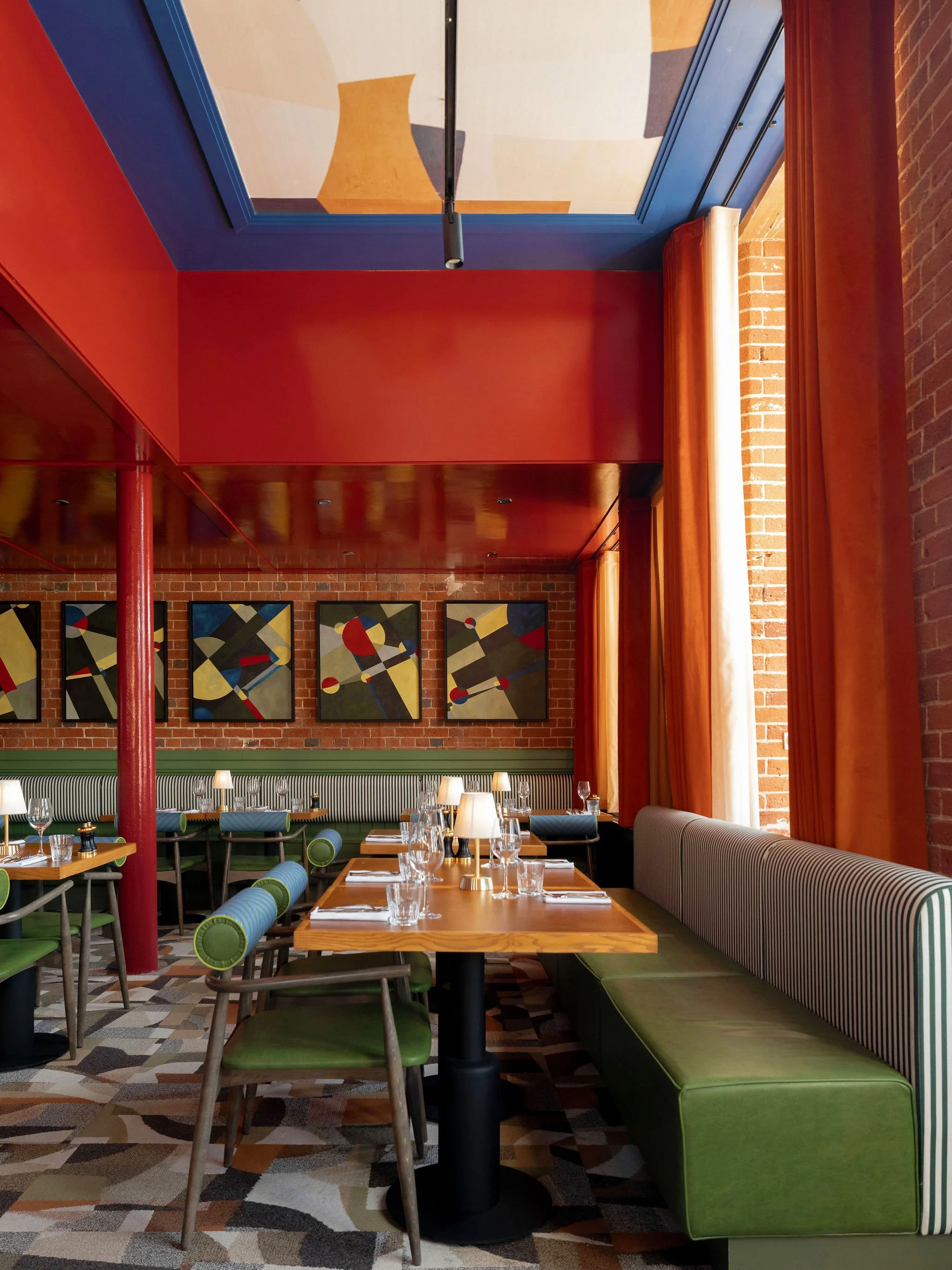 4DiningRoomLeft14-edit.jpg