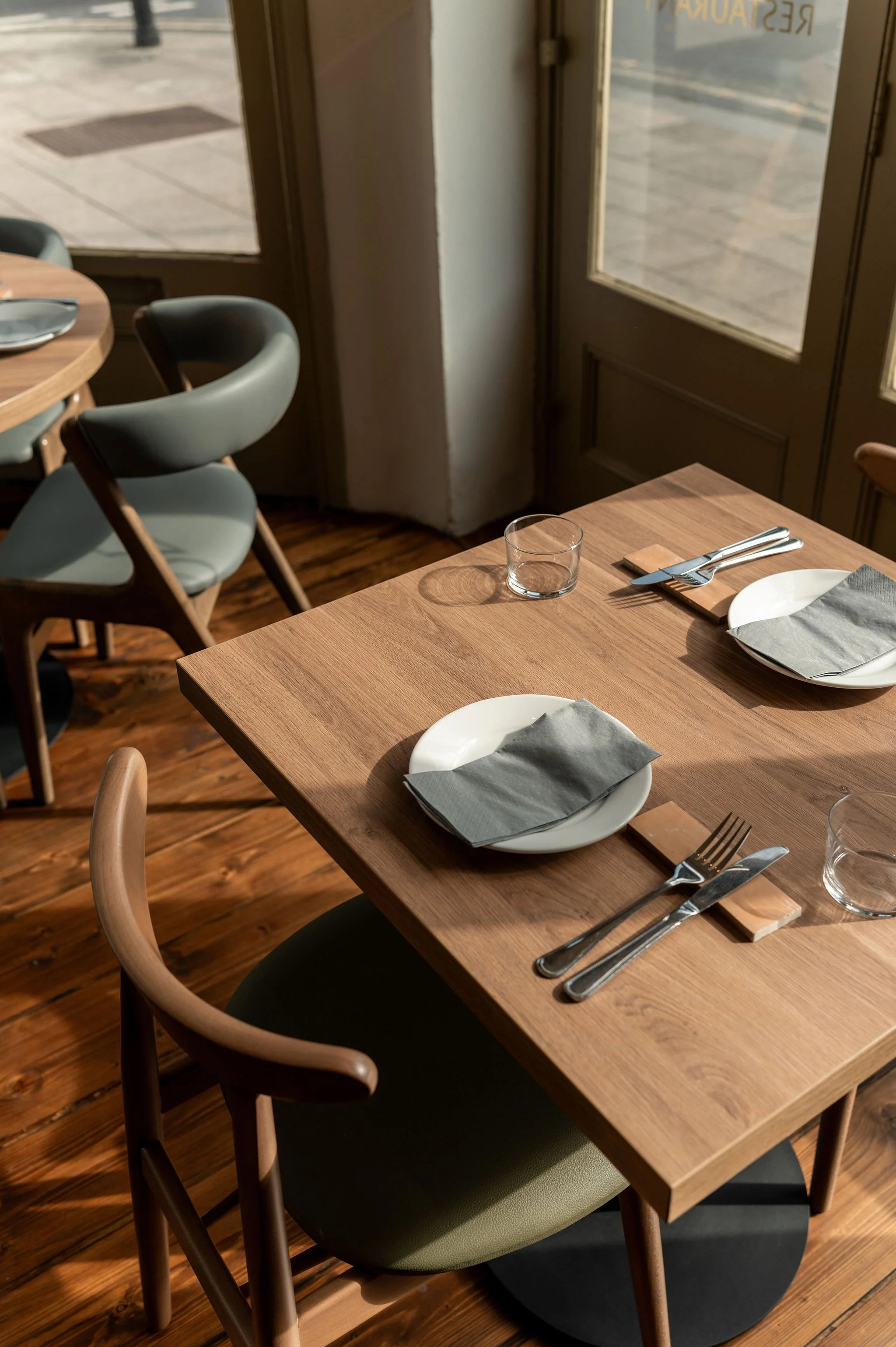 4Dining27.jpg
