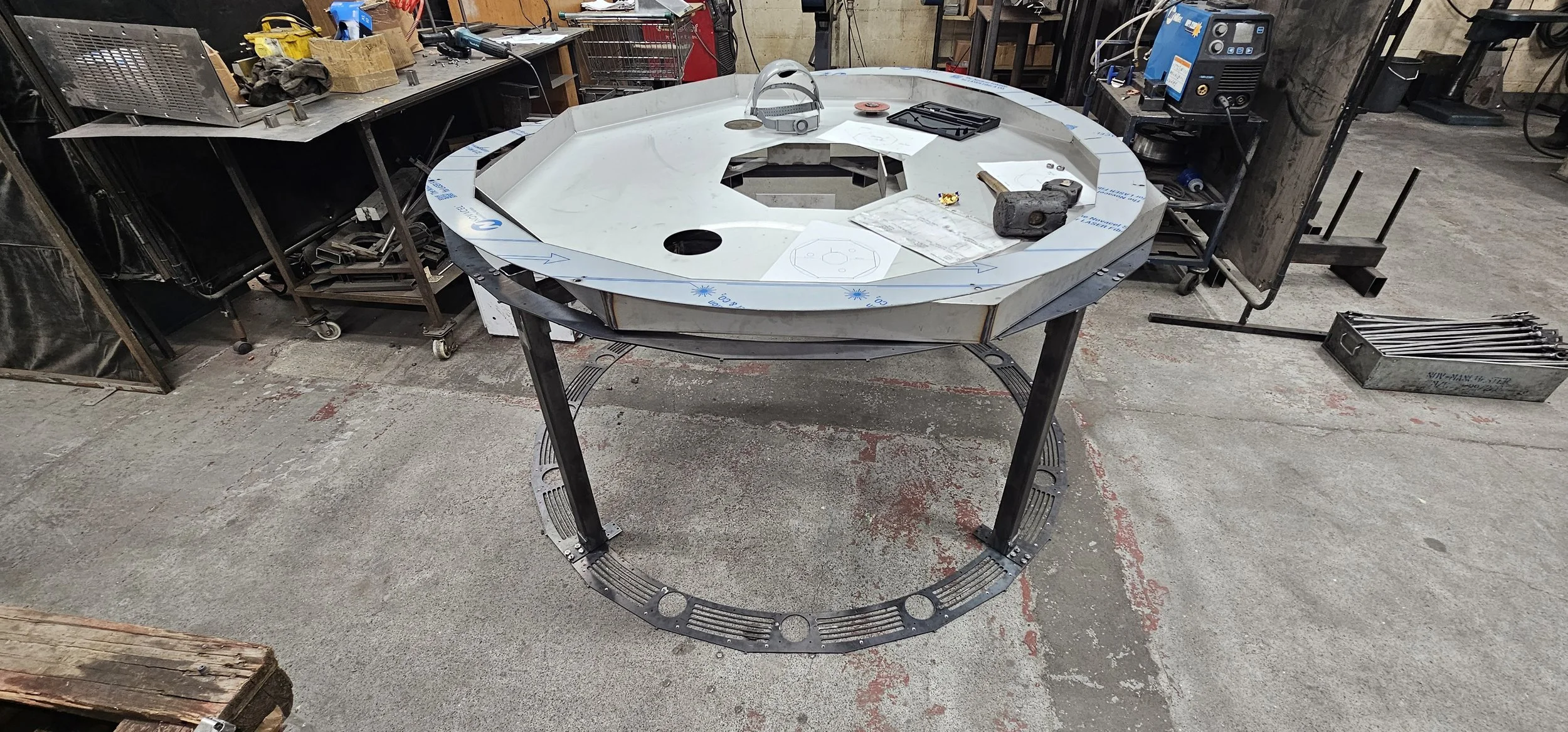 patisserie counter fabrication process European café interior design