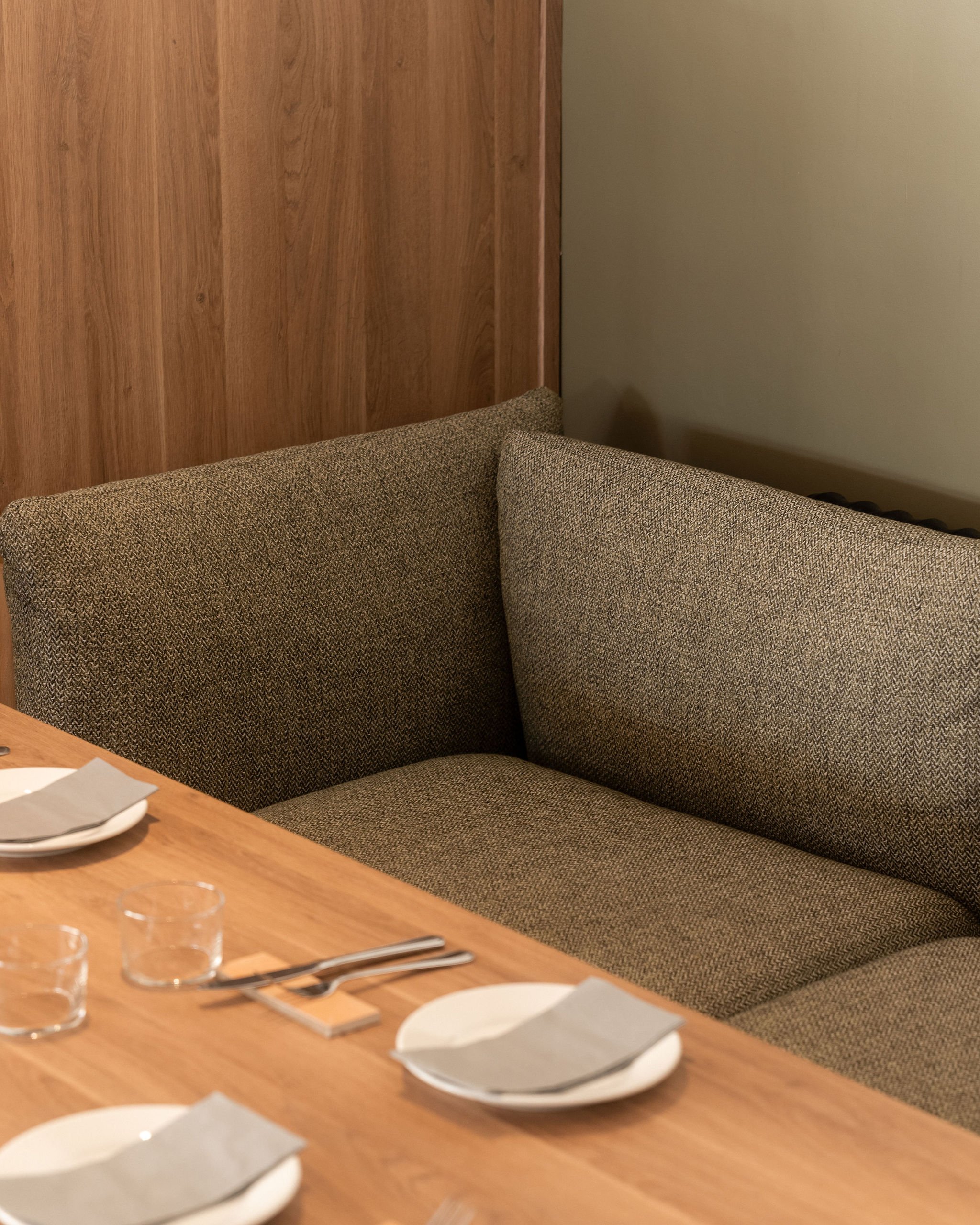 3TopLevelDining6.jpg