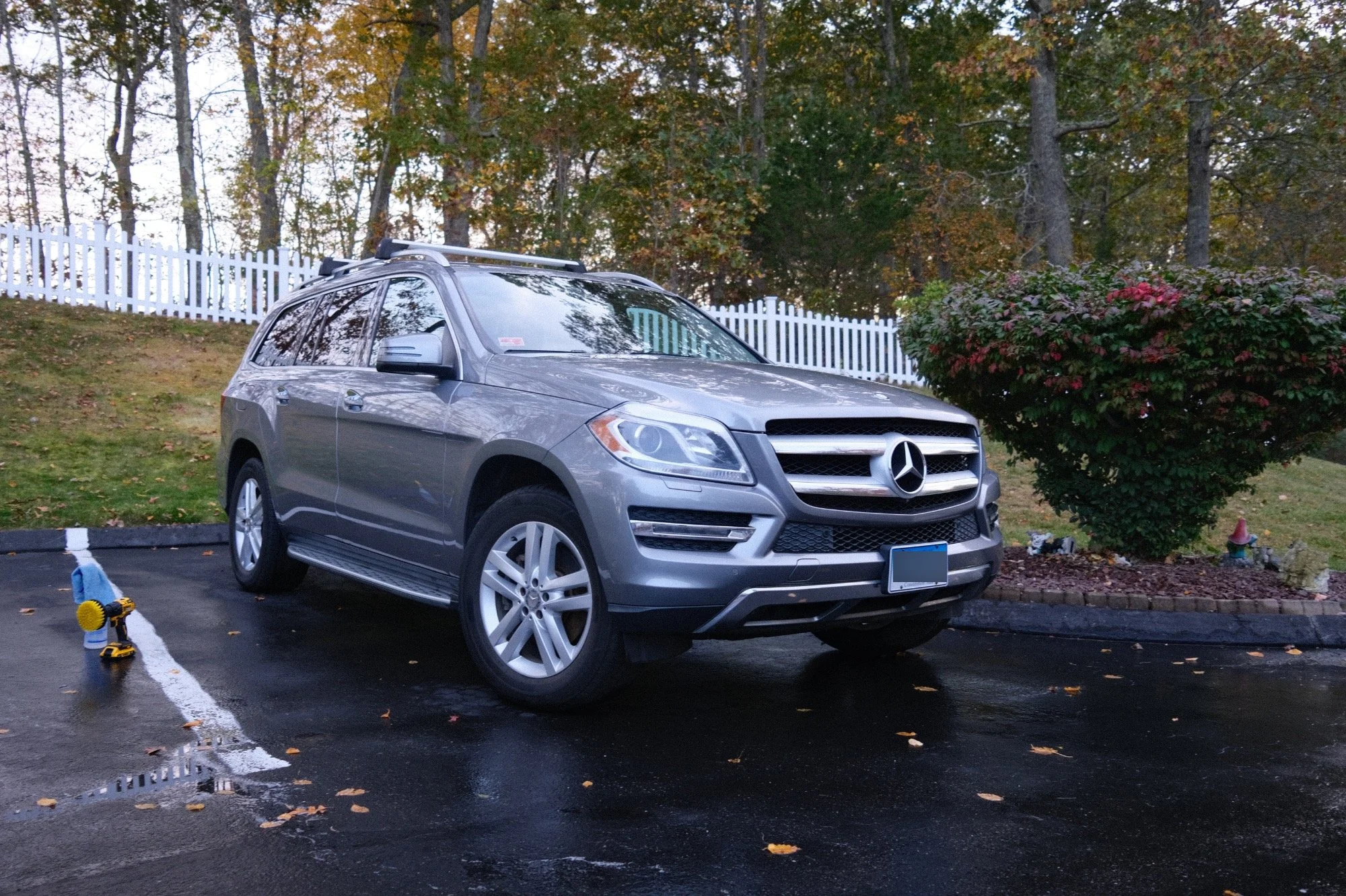 as a car enthusiast I often dream of detailing all my favorites, so from now until spring 2026 I'm offering 50% off ALL detailing services for the following vehicles:

Mercedes-Benz Maybach S680 / GLS600
Mercedes-AMG GT 63 S
BMW M8 Competition / 7 Se