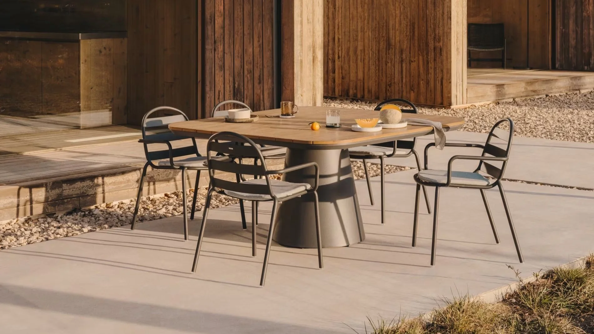 Outdoor table ground floor.jpg