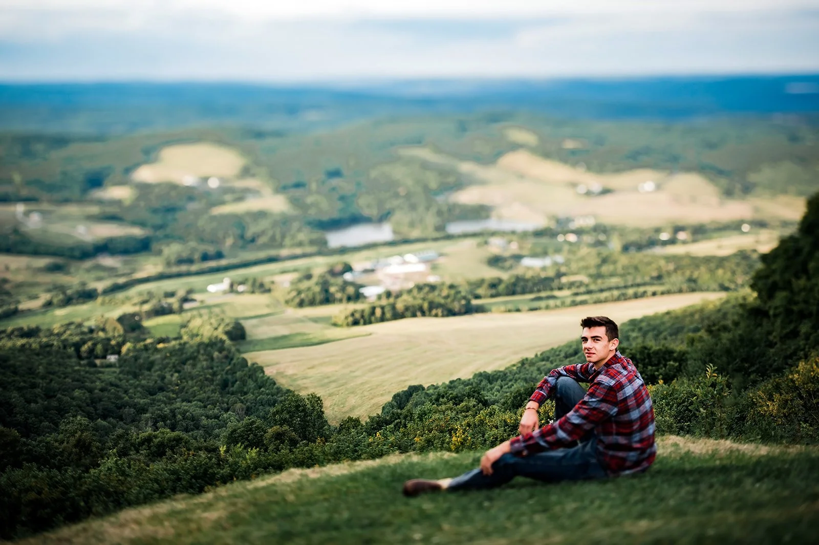 Troy Senior SK_KalzPhotography_06_websize.jpg