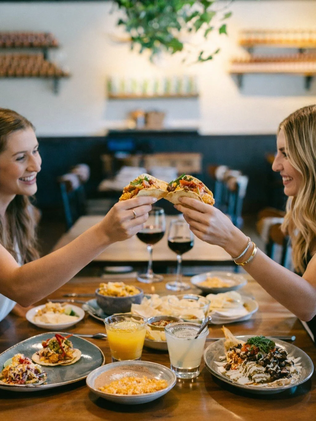 Taco &rsquo;bout the perfect Sunday 🍹🌮

Come by to toast the end a great weekend in Sedona.