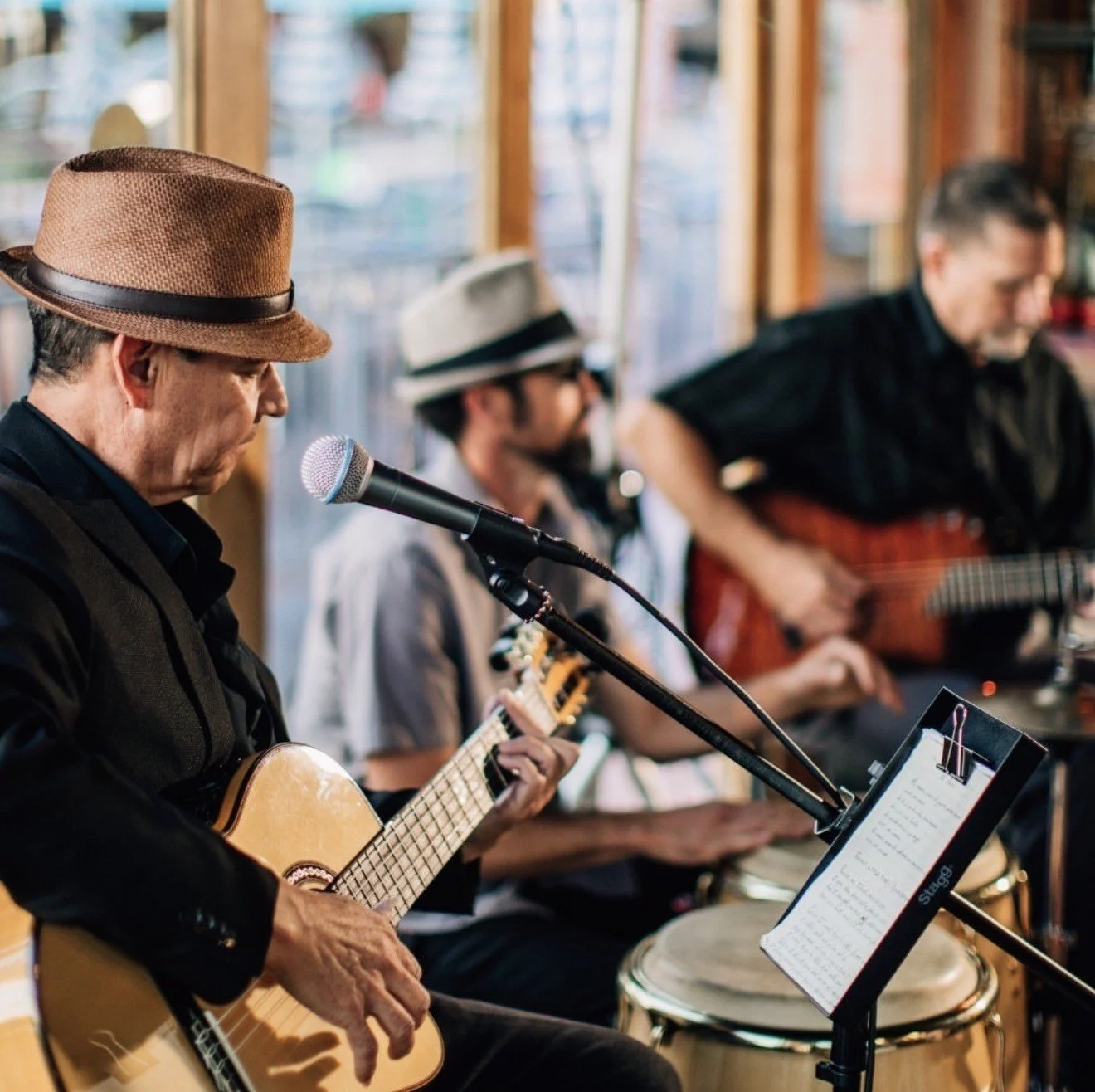 The perfect Sedona evening starts here. 🌵✨

Join us every Wednesday and Saturday for live music from Dos Guitars from 5:30&ndash;8:00 PM. Pair the sounds of original acoustic music with your favorite margarita, authentic Mexican flavors, and the ene