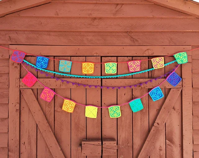 Summer_Party_Garland_double_layer_medium2.webp