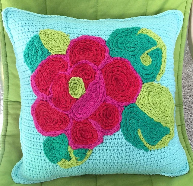 finished_pillow_medium2.webp