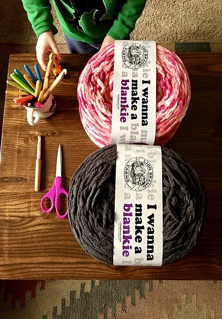 Caked_yarn_medium2.webp