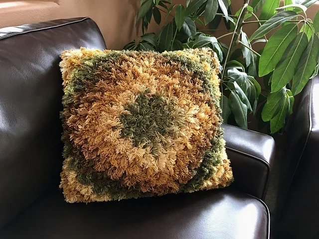 Shagadelic_Diamond_on_couch_medium2.webp