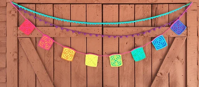Summer_Party_Garland_single_closeup_medium2.webp