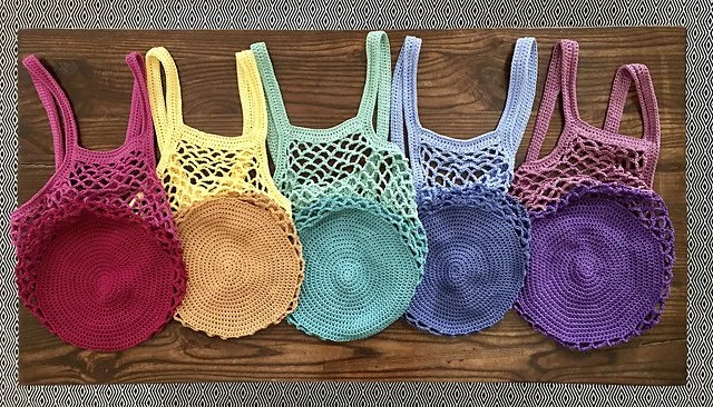 Dayblazer_bag_bottoms_medium2.JPG