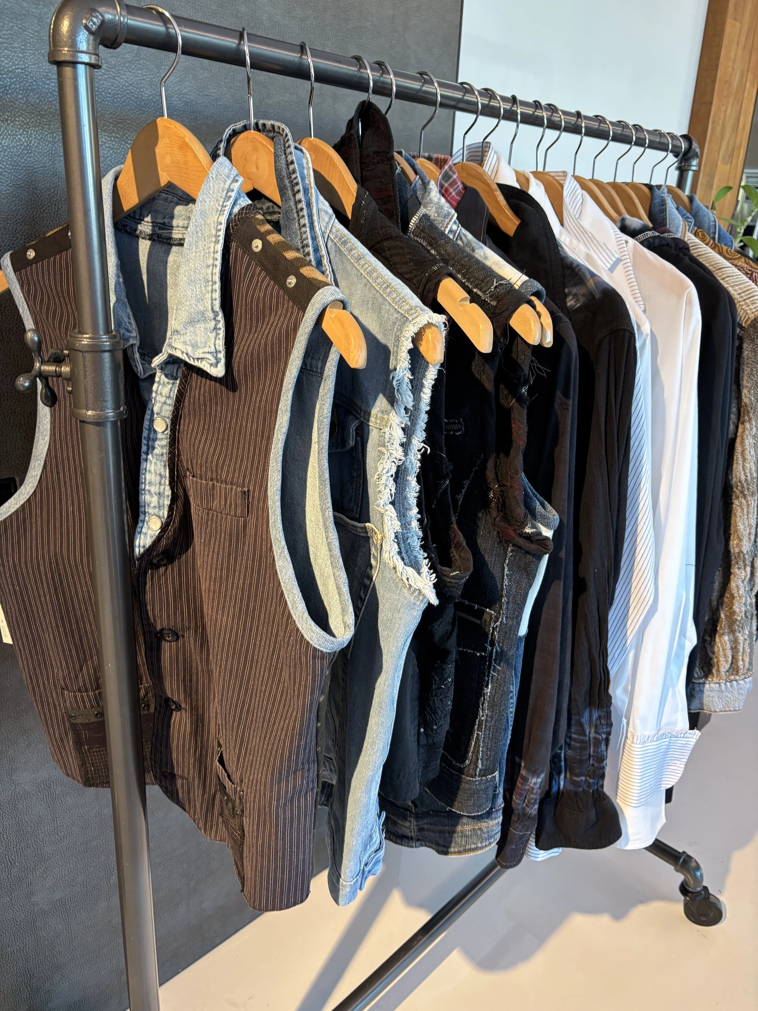 THE MIX GOODS FW25 CCATHERINE BACON RECON JEANS .jpg