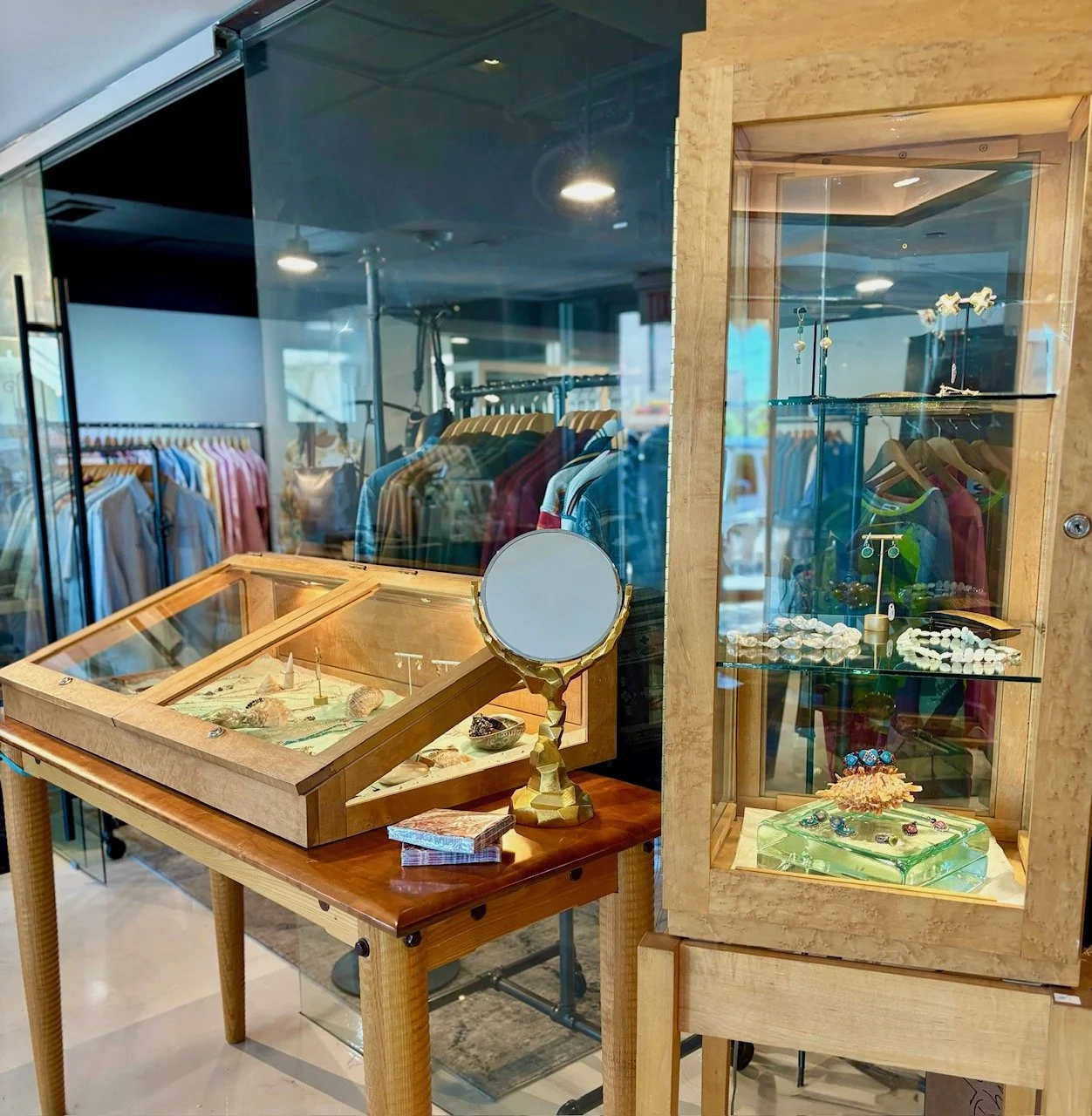 THE MIX GOODS JEWELRY CASES JUNE 26.jpg