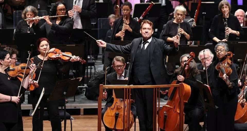 Robert Moody - Conductor