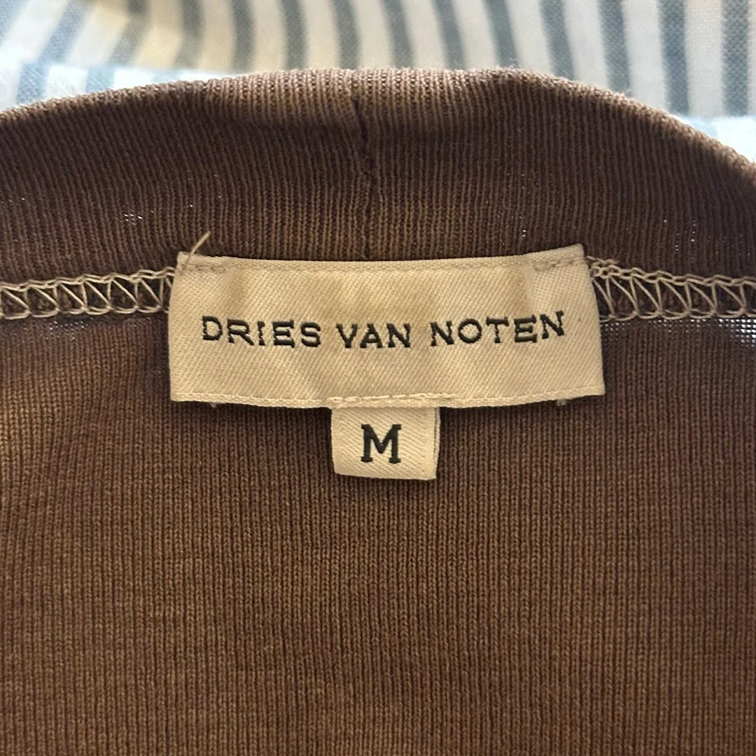 Label_030.jpg