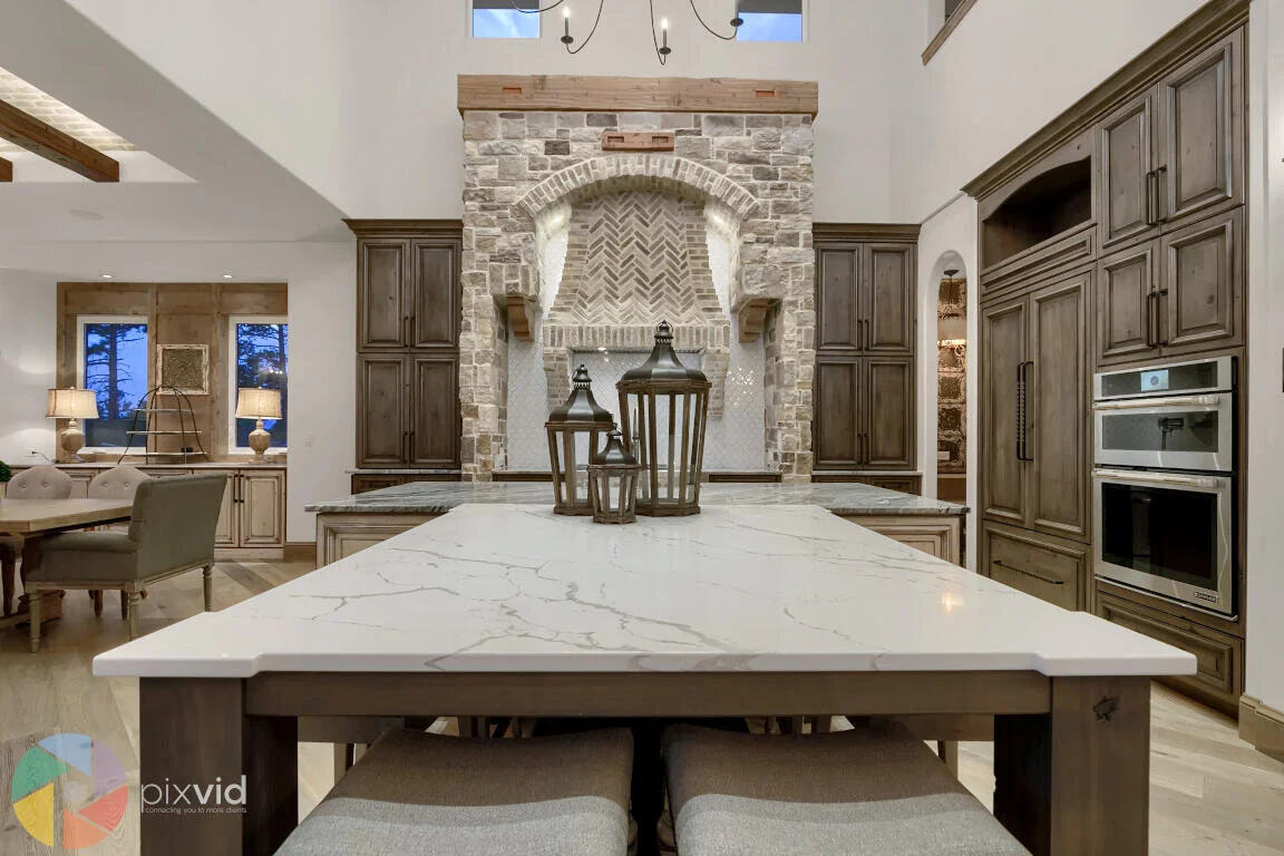 5710 Vessey Road Colorado-print-020-042-Kitchen-2800x1867-300dpi.jpg