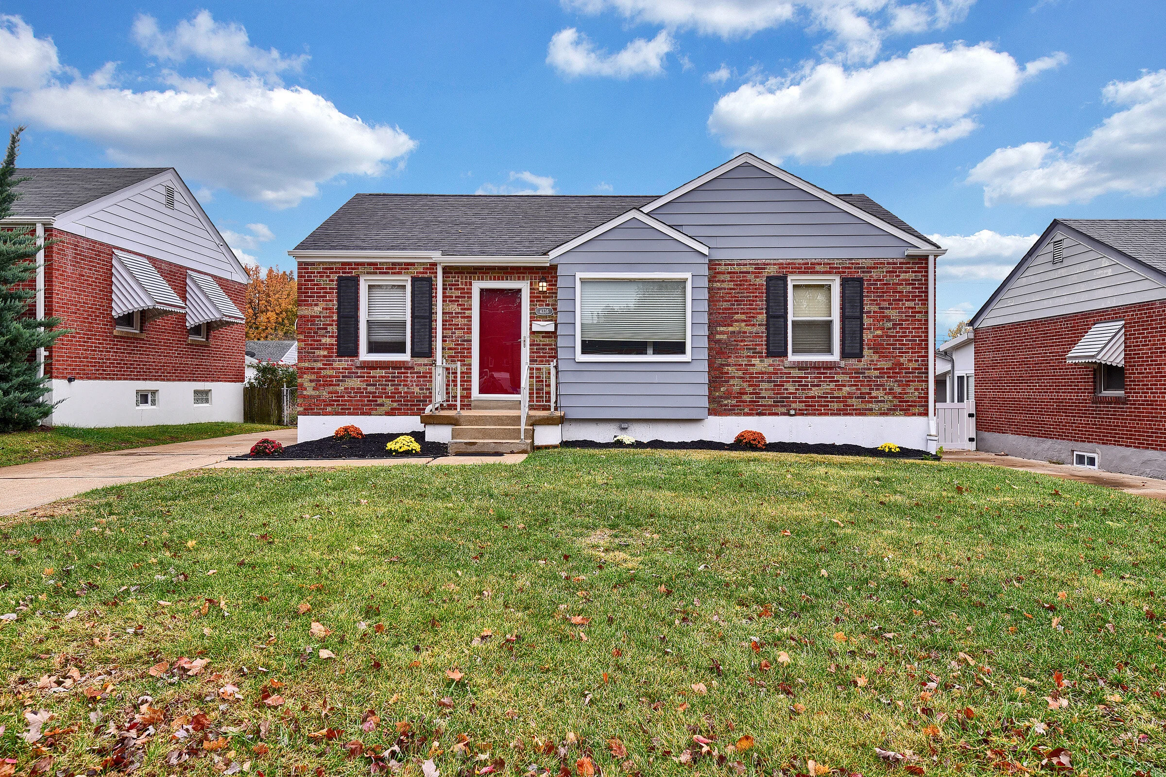Exterior_0021.jpg