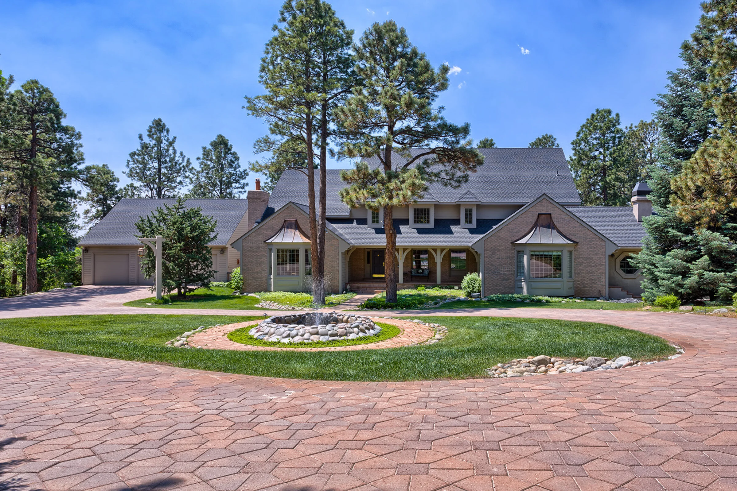Exterior_0007.jpg
