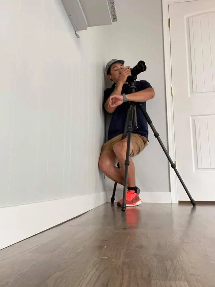 Photographing2.jpg