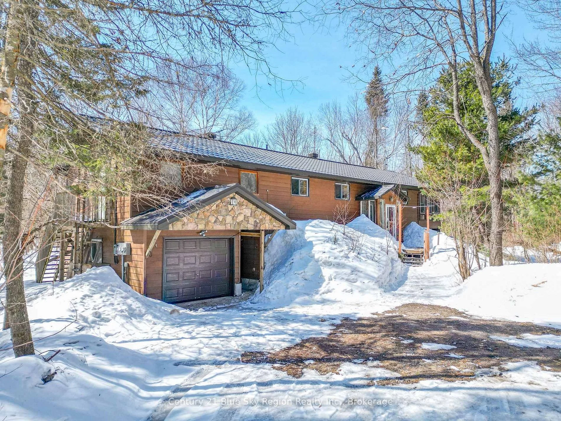 55 Chadbourne Dr, North Bay