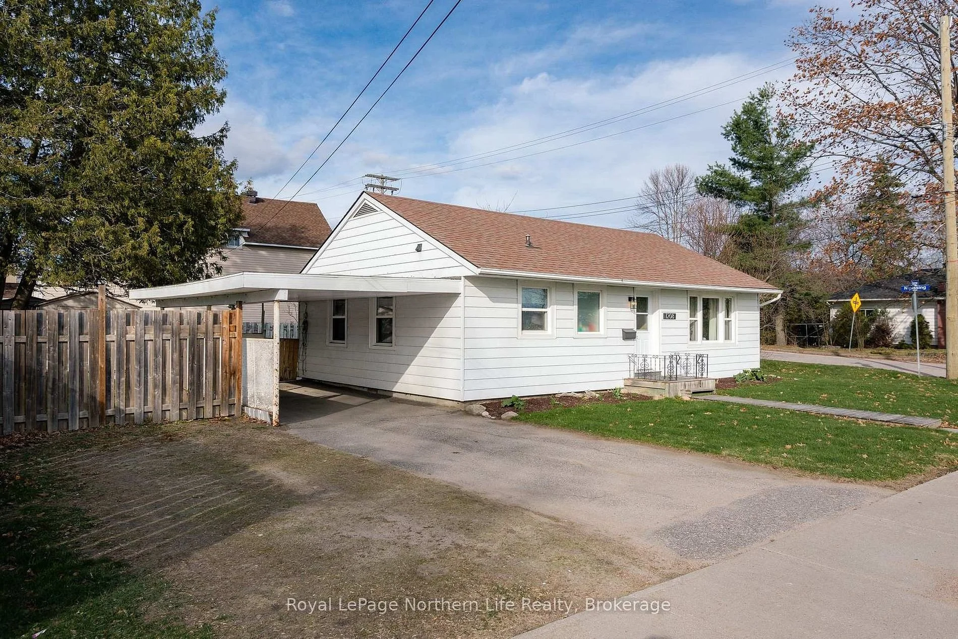 1208 Gorman St, North Bay