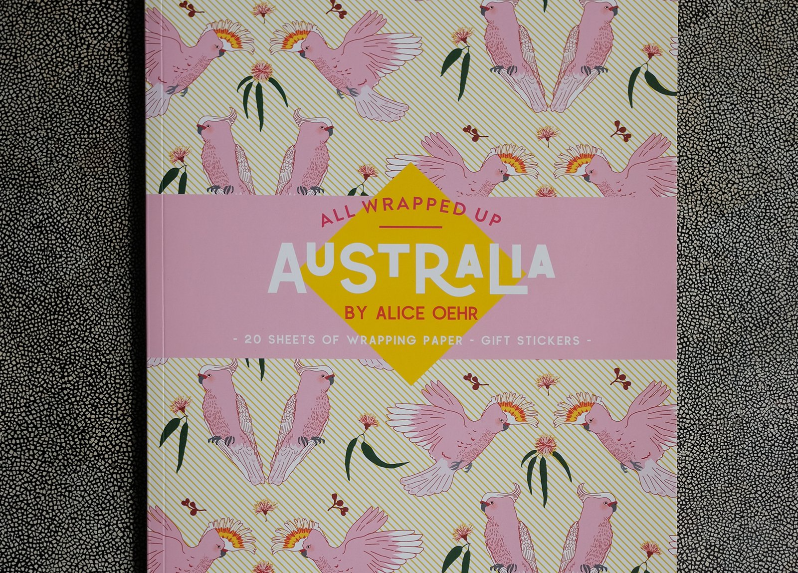 AO-aus-wrap-lr_0001_Layer 9.jpg