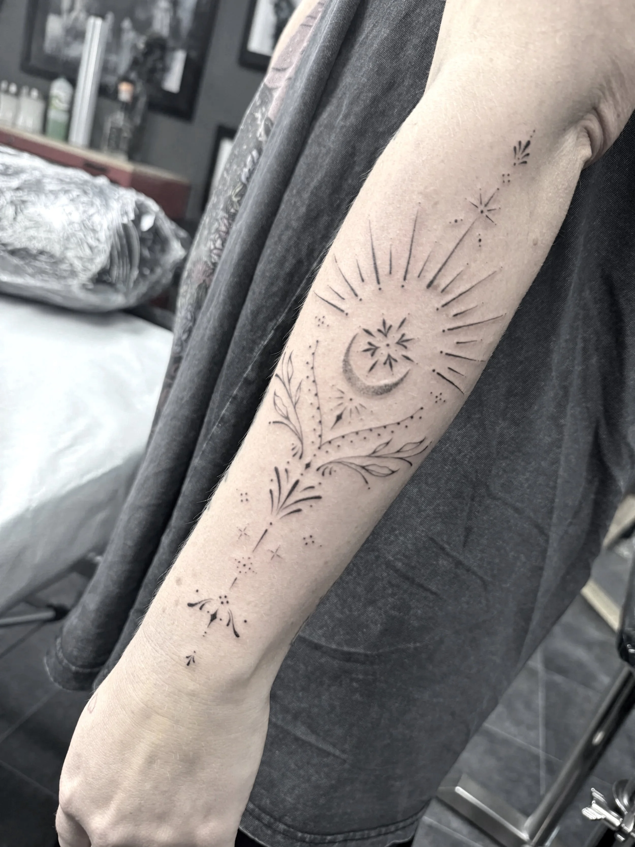 Ornamental elegant soft fine tattoo Queenstown Invercargill South Island female artist 
