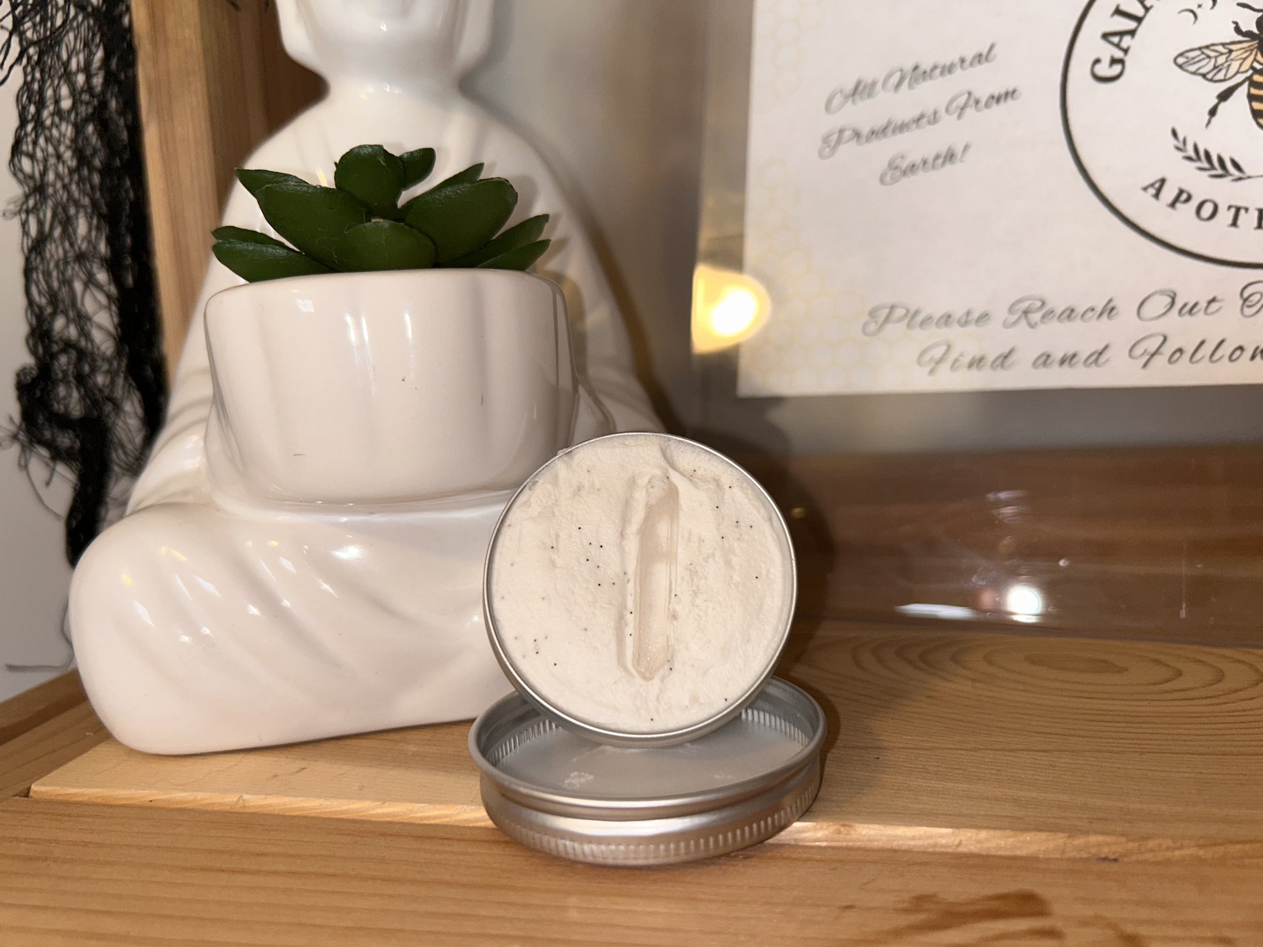 vanilla bean clear quartz 2oz pic.jpeg