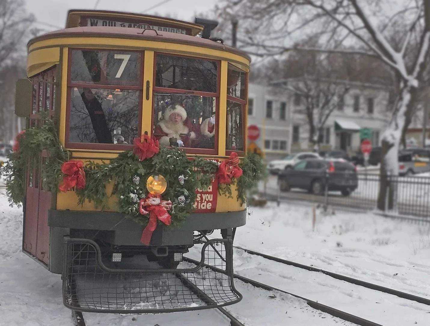 Holly Trolley