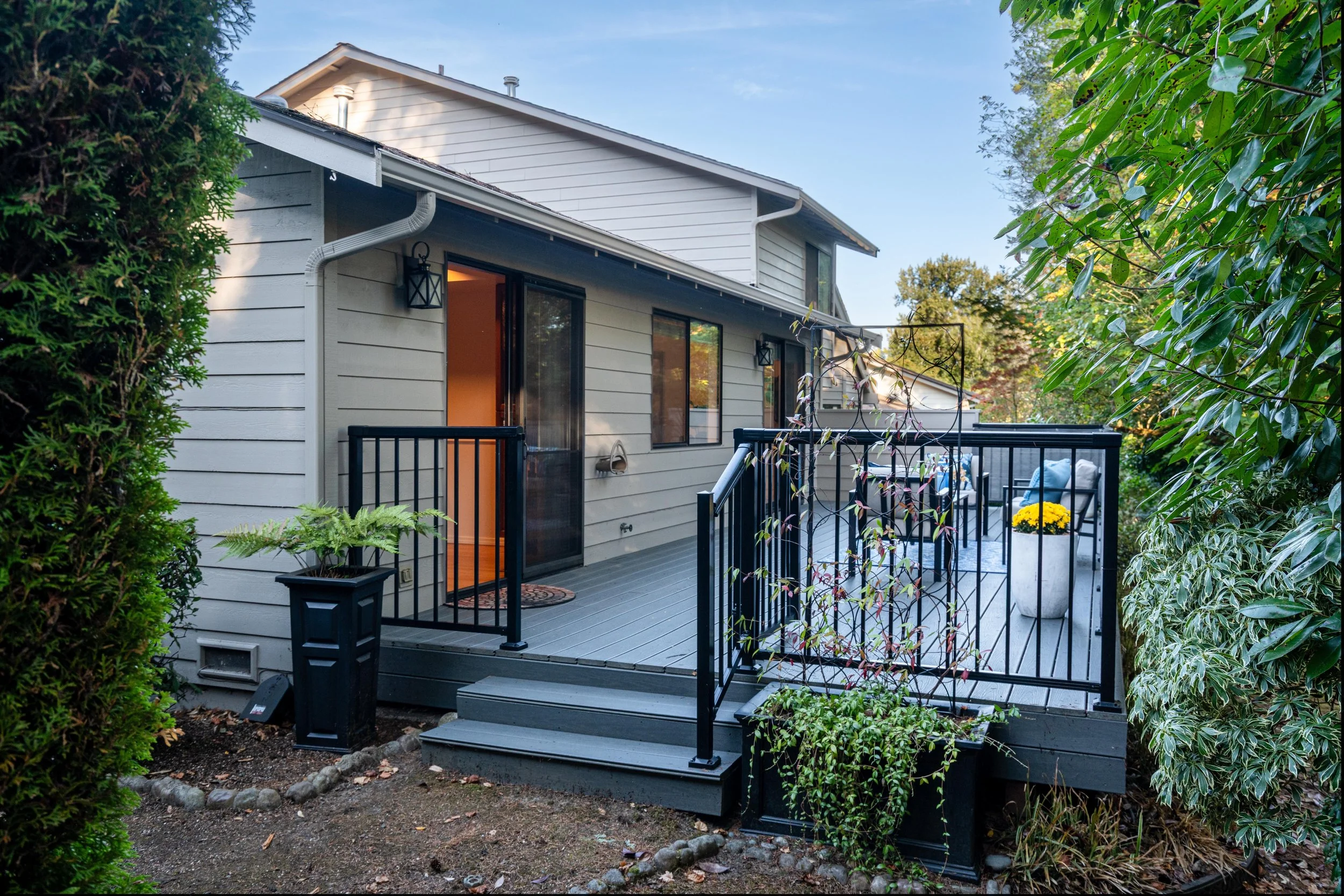 16181-SE-33rd-Cir-Bellevue-23.1.jpg