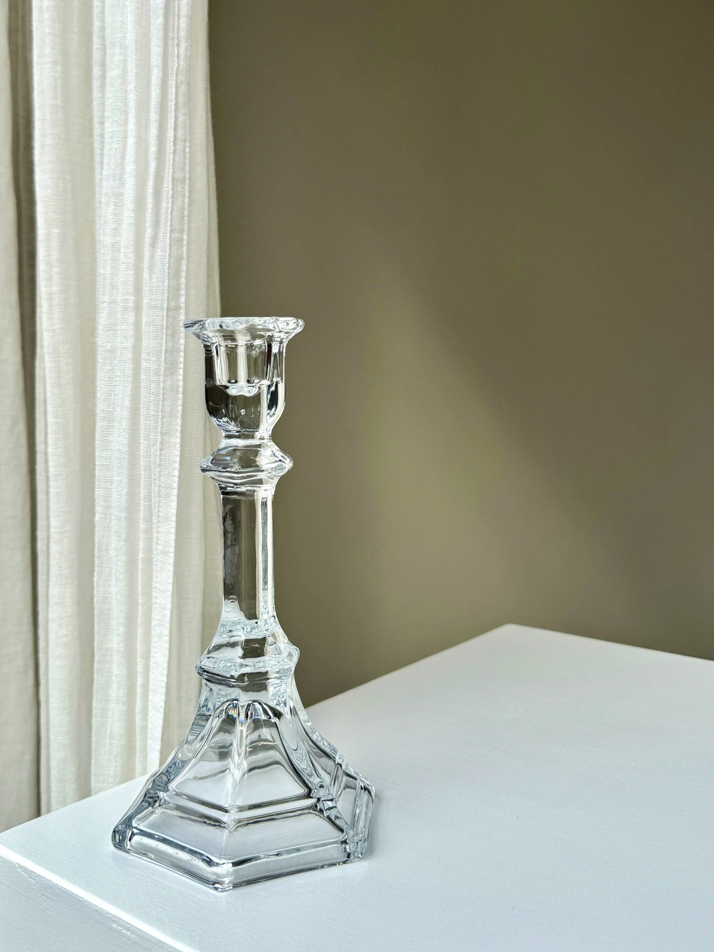 GLASS CANDLE HOLDER - MEDIUM