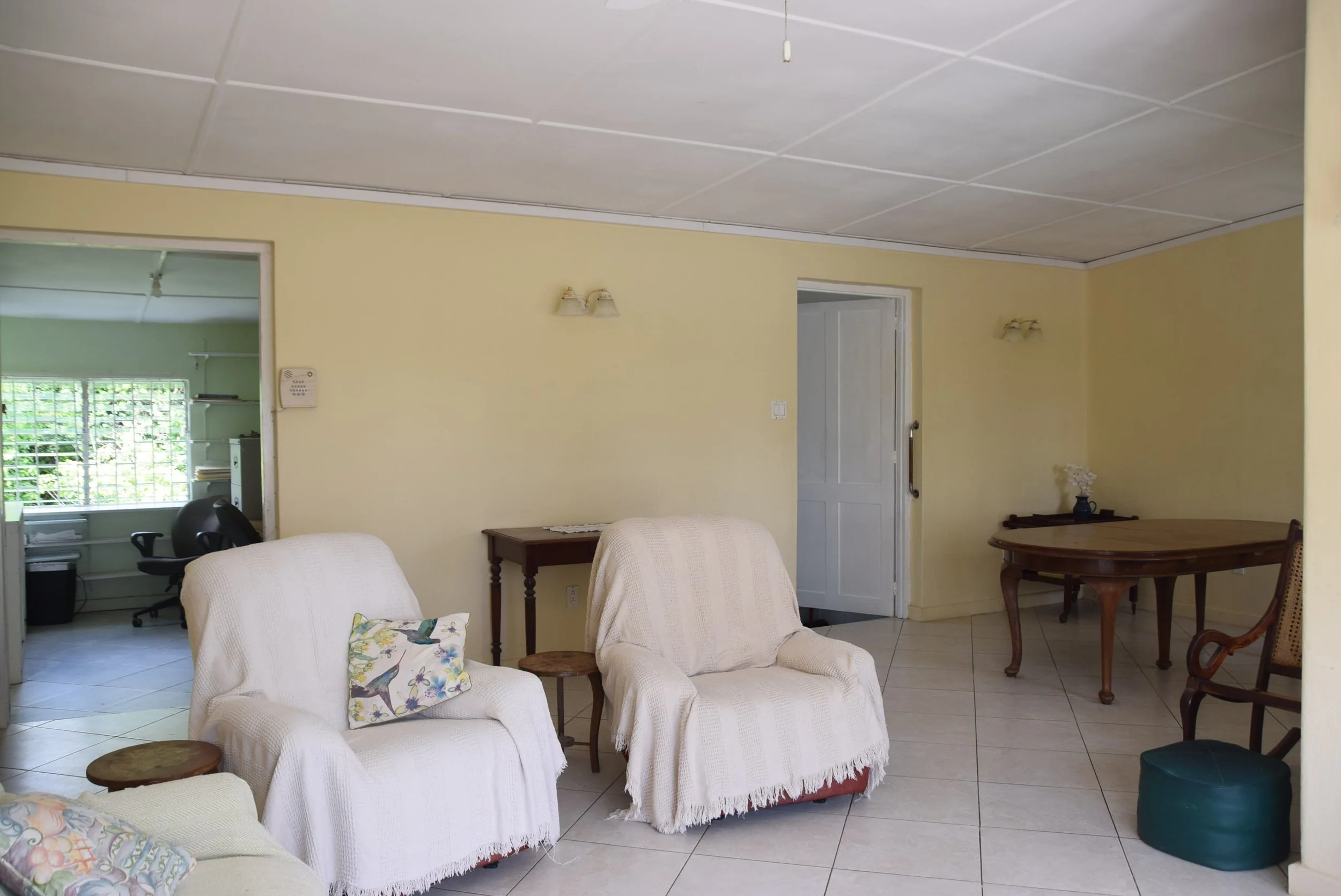 Living/Dining to study & kitchen