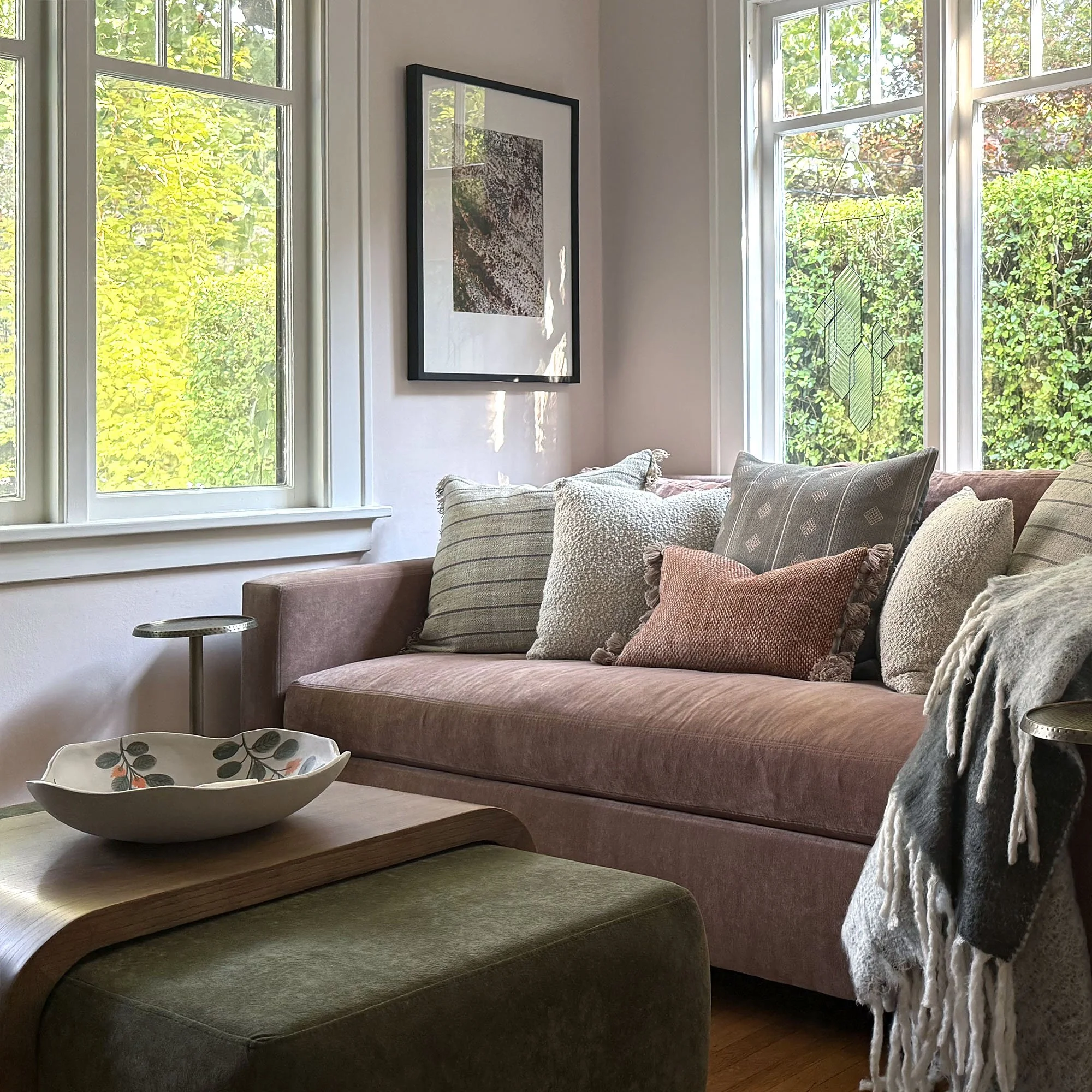 TV Lounge Design: A Place to Unwind