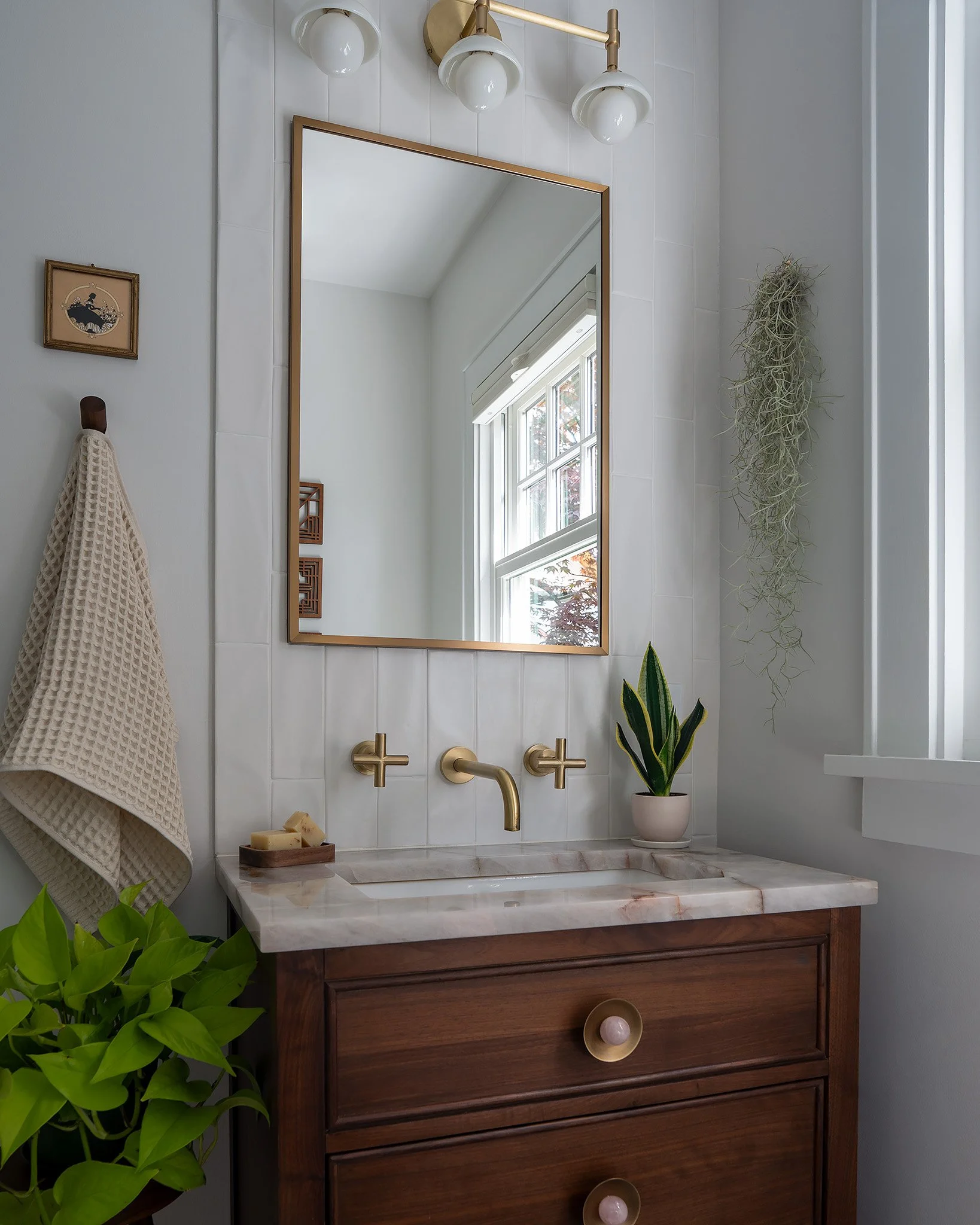 Quartzite Bathroom | Remodel