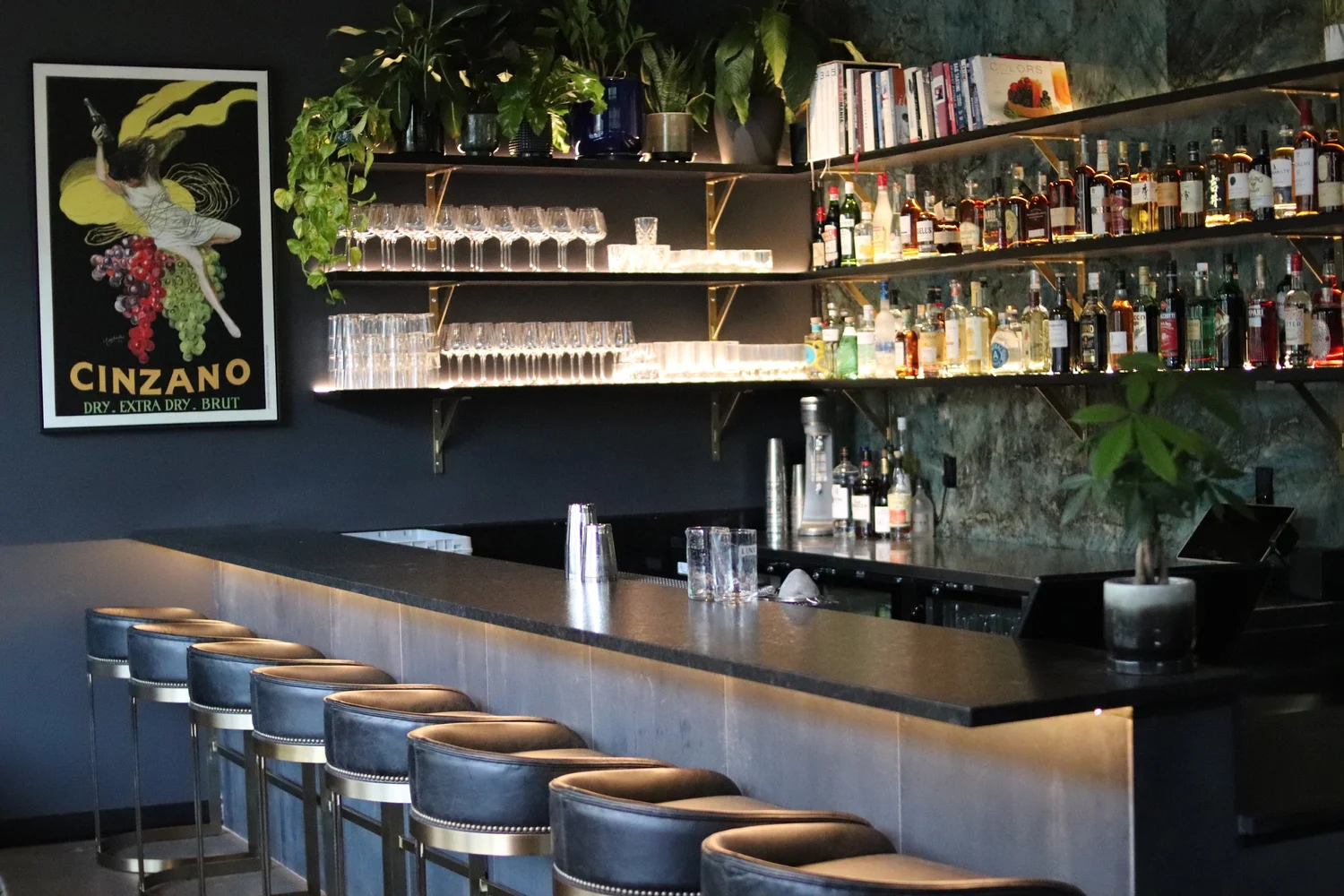 Bar photo 1