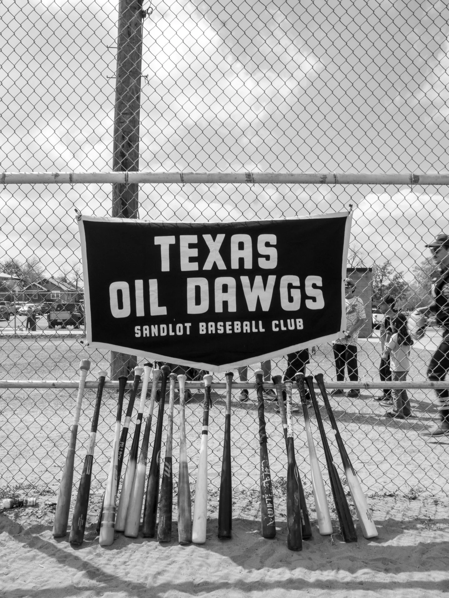 Dawgs on the Diamond. ⛓️

@oxfordpennant 
📸: @125th_photo