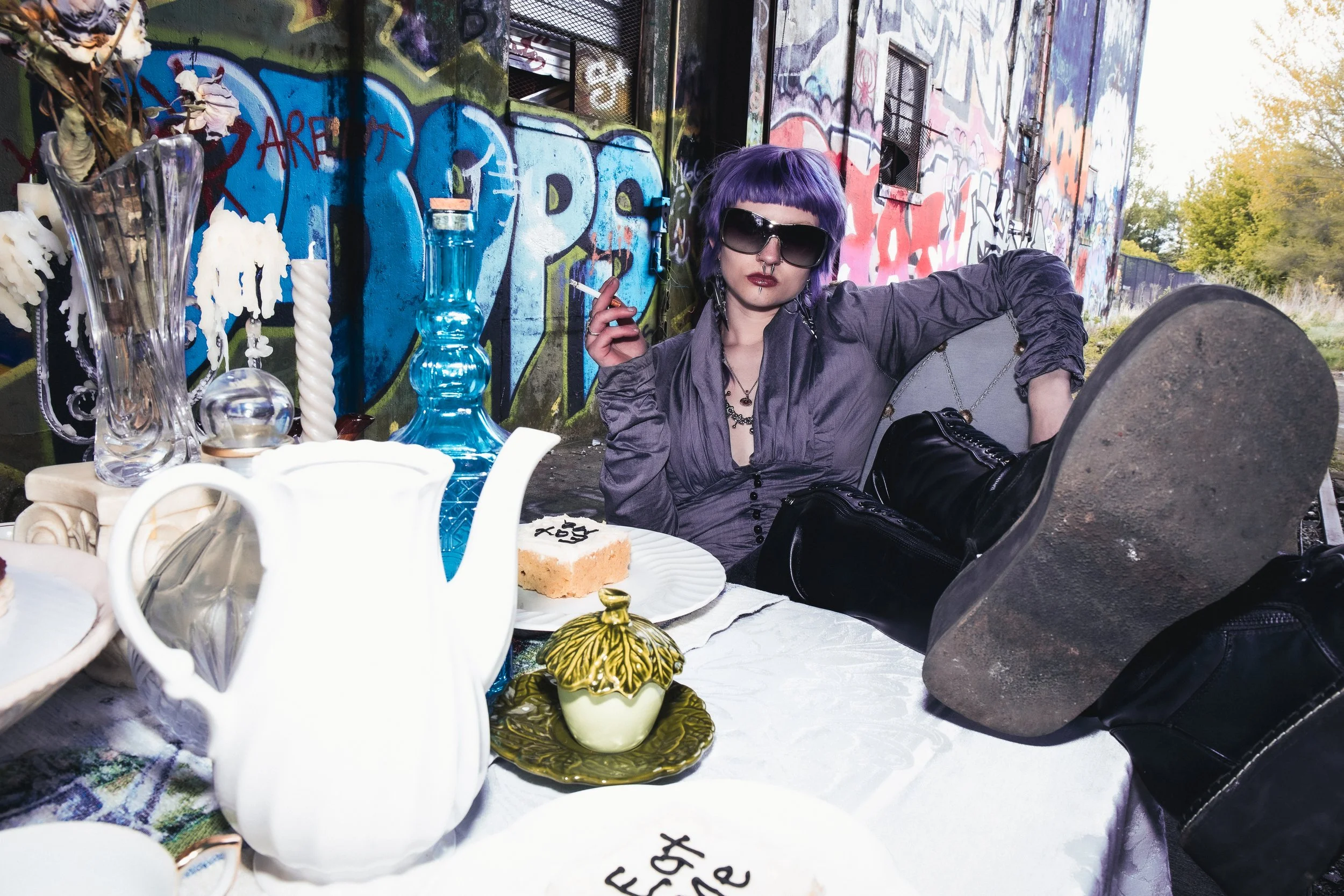 Addy Kaster reaches “Past the Looking Glass”