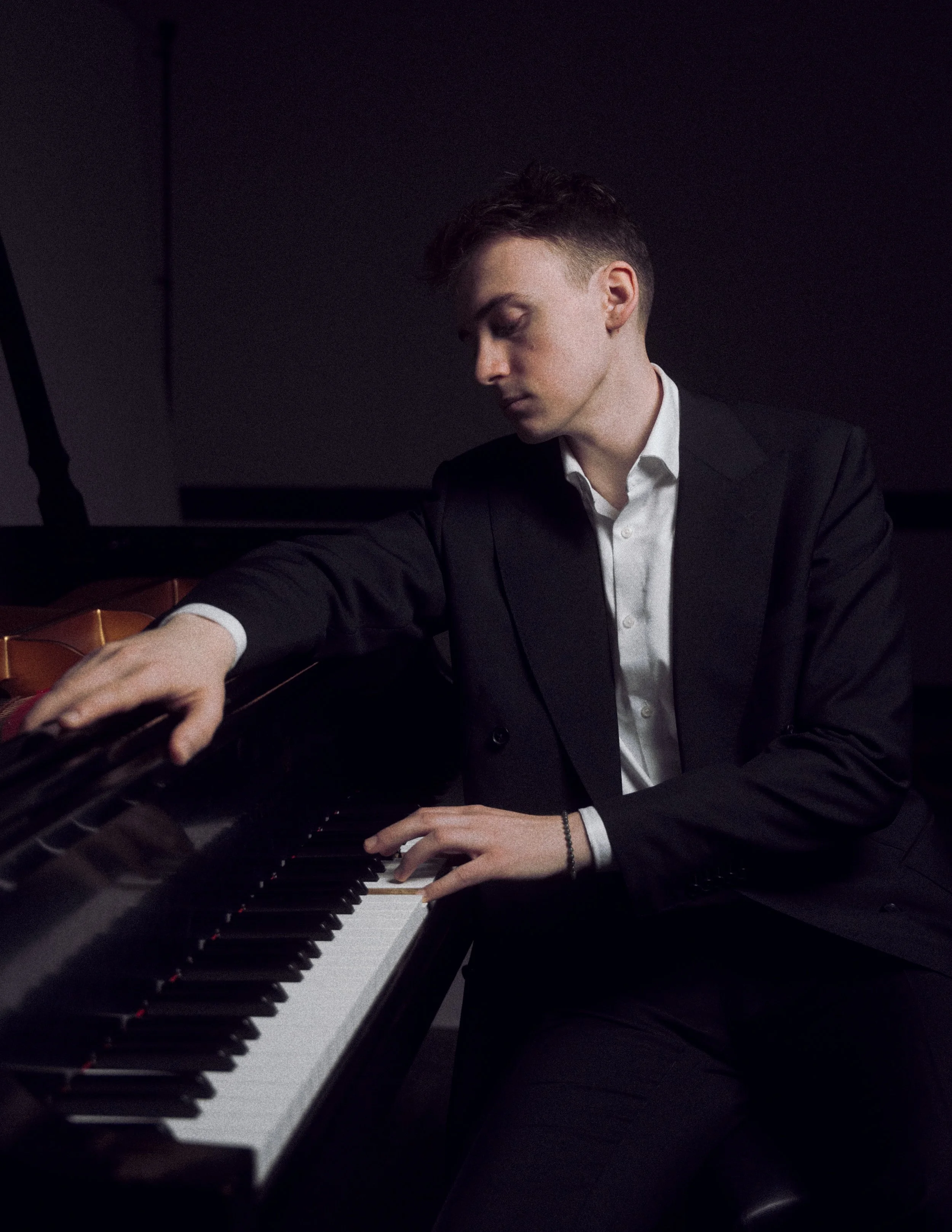 Young Musicians of Westchester - Solo Recital at the New Rochelle Library